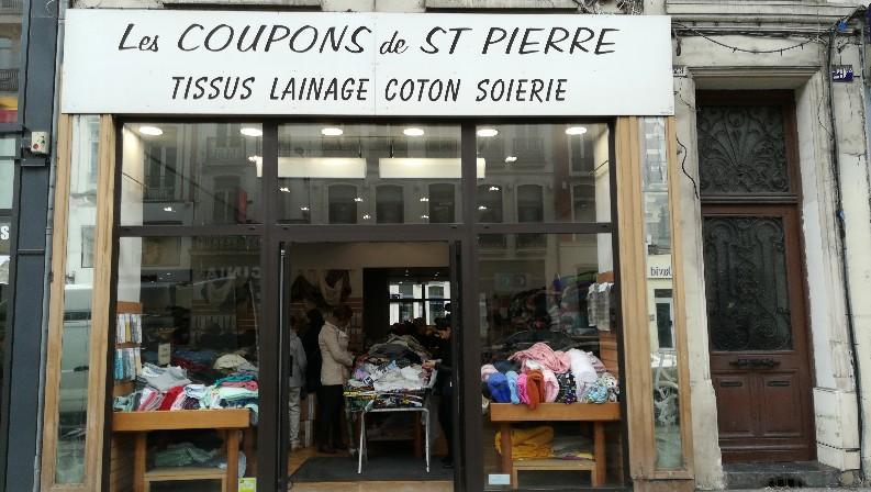 Opération « masques » : « Les coupons de Saint Pierre » font un don de tissu à Accolade !
